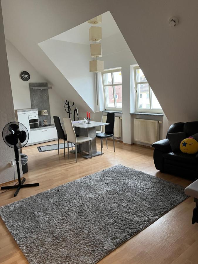 Zimmer Zum Vermieten Direkt An Der Donau Und Am Schloss Neuburg an Der Donau Eksteriør bilde